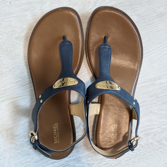 Michael Kors Plate Thongs Sandals - Picture 1 of 2